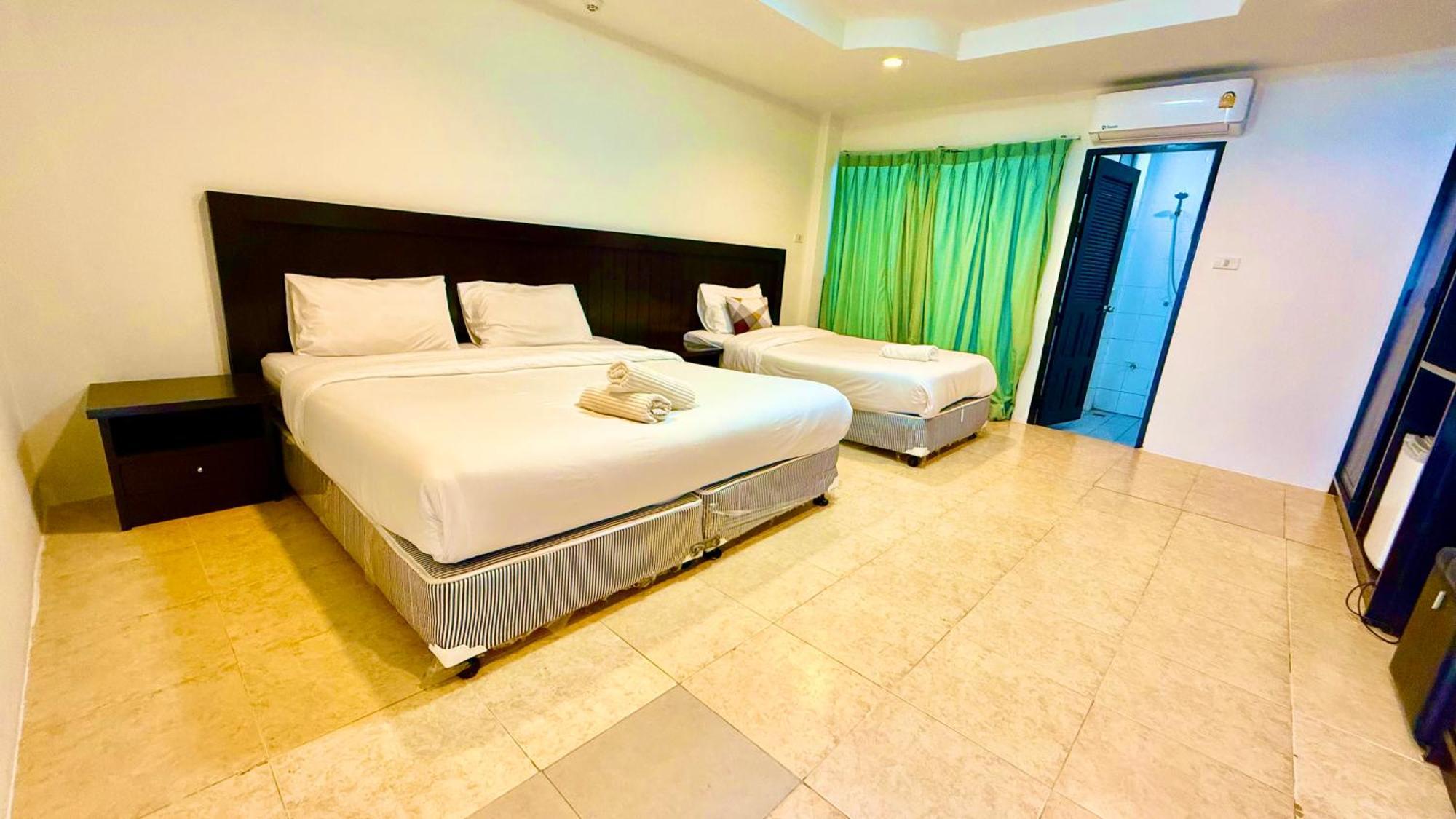Hill Side Patong Hotel Exterior foto